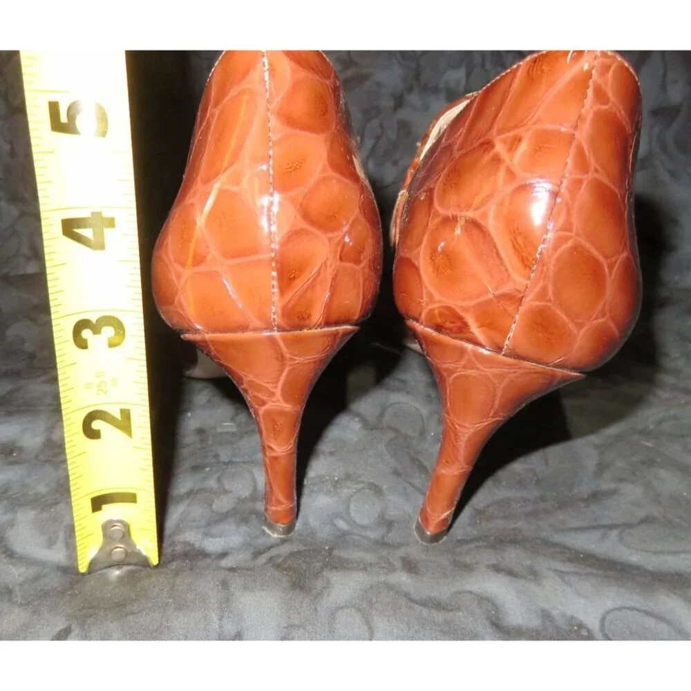 27 EDIT Gorgeous Amber Patent Croc Embossed leather booties 9.5